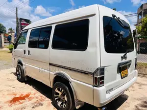 Nissan Vanette 2006 Van (Used)