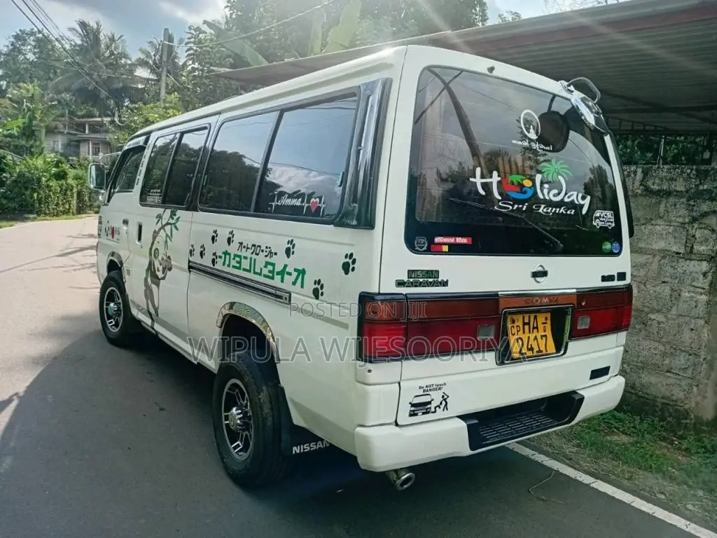 Nissan Caravan 1998 Van (Used)