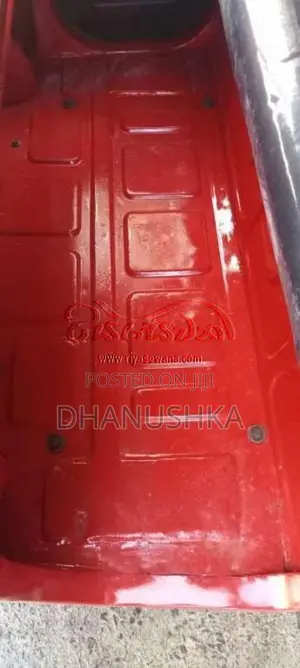 Bajaj RE 205 2011 Three Wheel (Used)