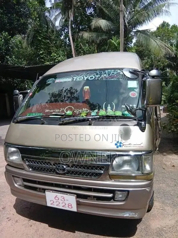 Toyota Dolphin LH125 High Roof GL 1995 Van (Used)