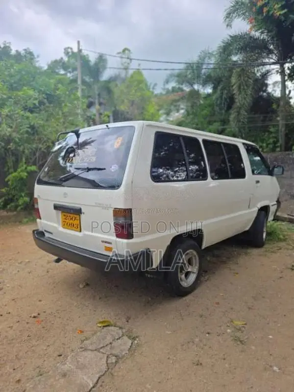 Toyota TownAce CR27 CR27 1992 Van (Used)