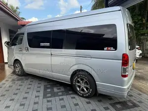 Toyota KDH HIGH ROOF 223 2017 Van (Used)
