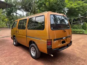 Isuzu Fargo 1994 Van (Used)
