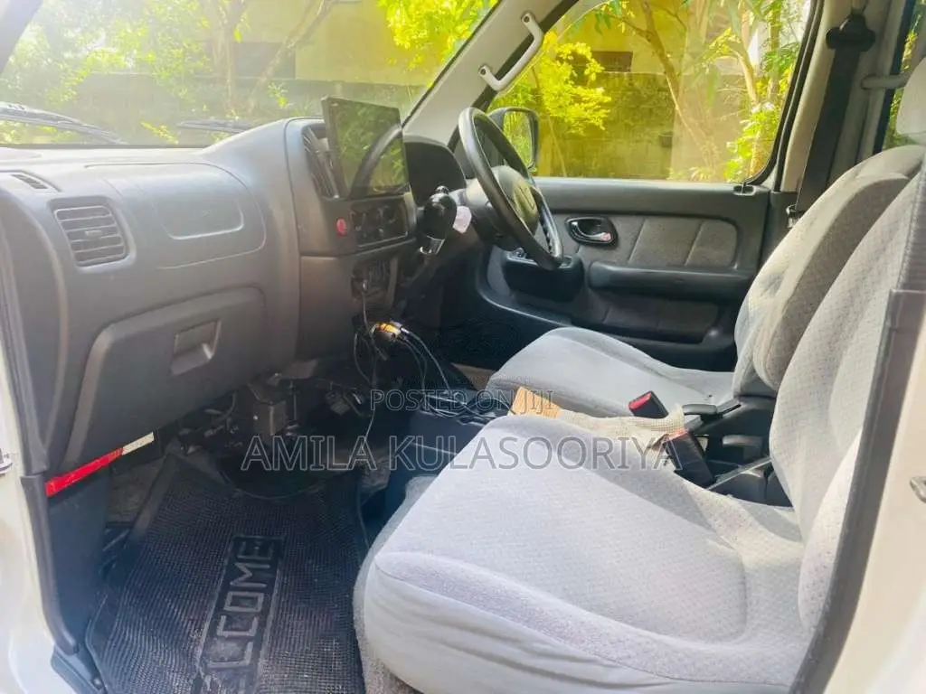 Suzuki Every 1999 Van (Used)