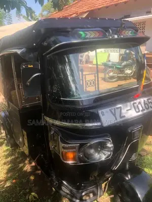 Bajaj 4 stroke 2013 Three Wheel (Used)