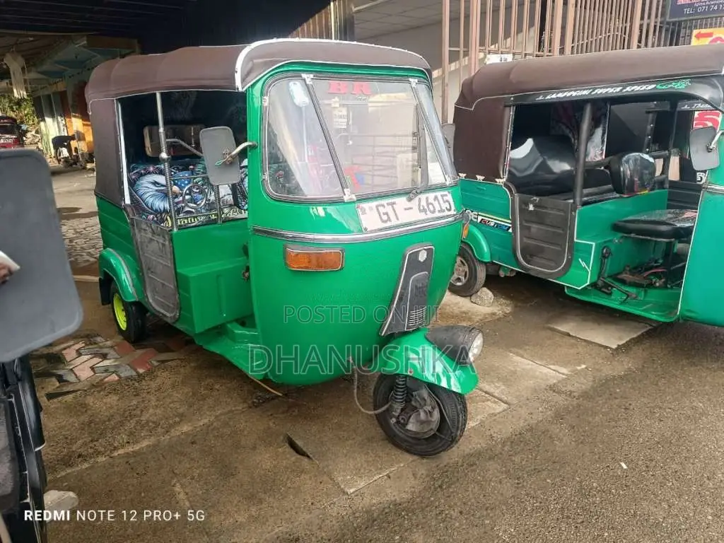 Bajaj 2 stroke 2002 Three Wheel (Used)