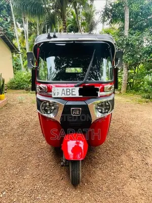 Bajaj RE 205 2015 Three Wheel (Used)