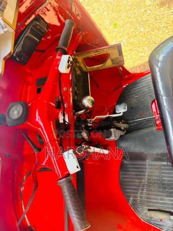 Bajaj RE 2 Stroke 2006 Three Wheel (Used)