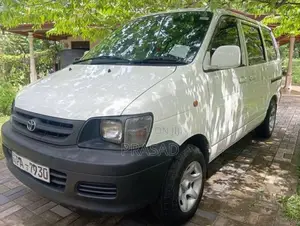 Toyota CR42 2002 Van (Used)