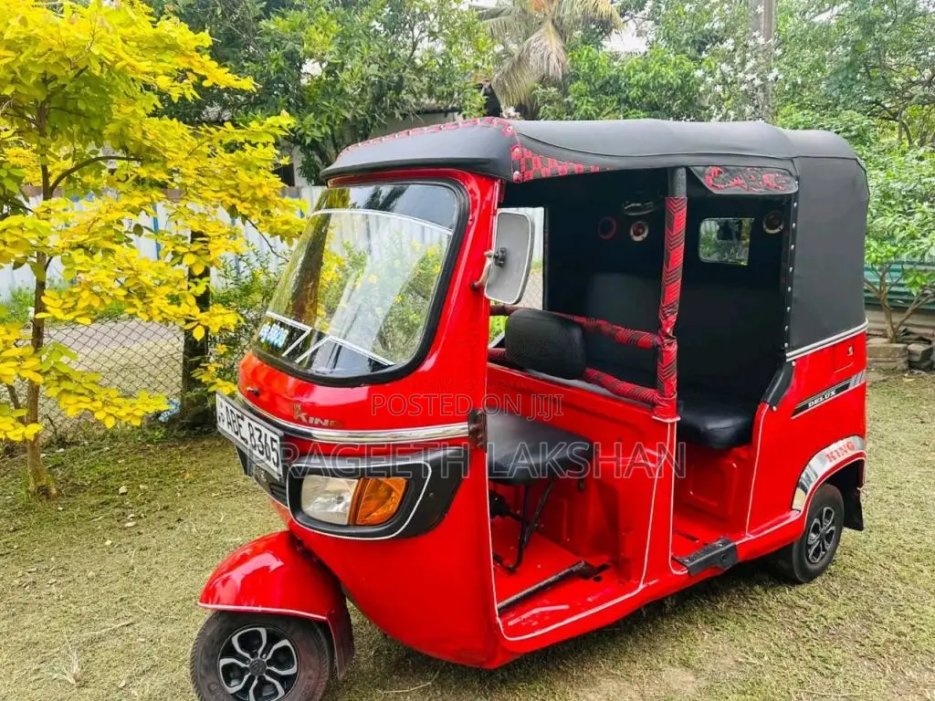 TVS King 2015 Three Wheel (Used)