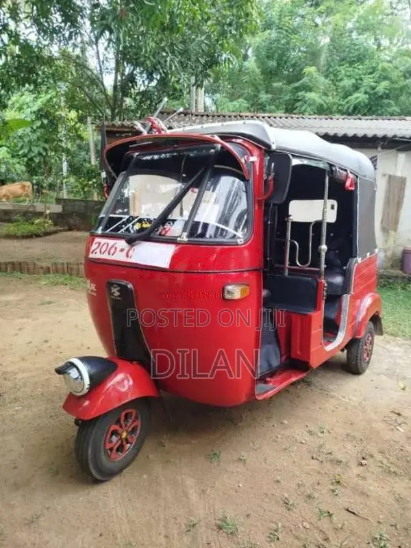 Bajaj RE 2 Stroke 1998 Three Wheel (Used)