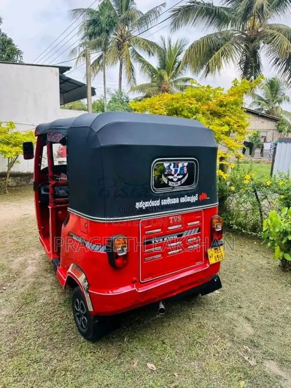 TVS King 2015 Three Wheel (Used)