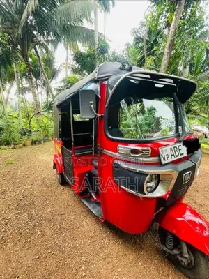 Bajaj RE 205 2015 Three Wheel (Used)