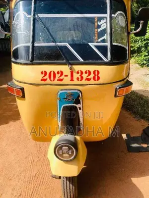 Bajaj RE 1999 Three Wheel (Used)
