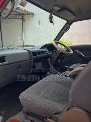 Mitsubishi L300 2003 Van (Used)