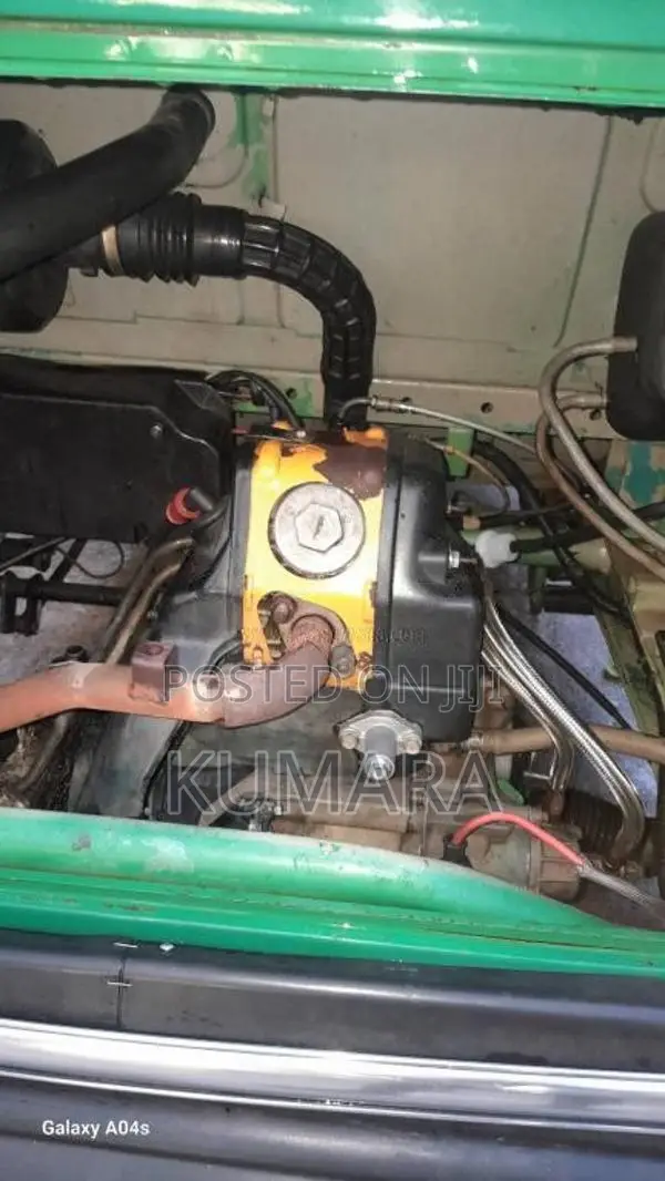 Bajaj RE 205 2013 Three Wheel (Used)