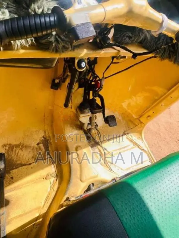 Bajaj RE 1999 Three Wheel (Used)