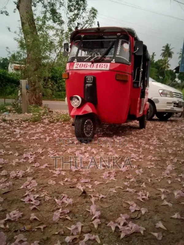 Bajaj 2 Stroke 1999 Three Wheel (Used)