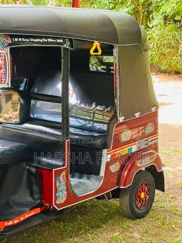 Bajaj RE 4 Stroke 2015 Three Wheel (Used)