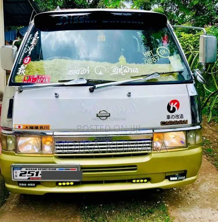 Nissan Caravan 1997 Van (Used)