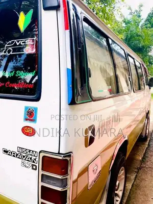 Nissan Caravan 1997 Van (Used)