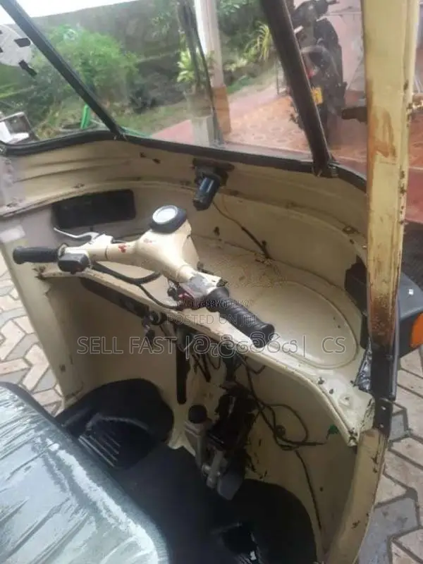 Bajaj RE 1998 Three Wheel (Used)
