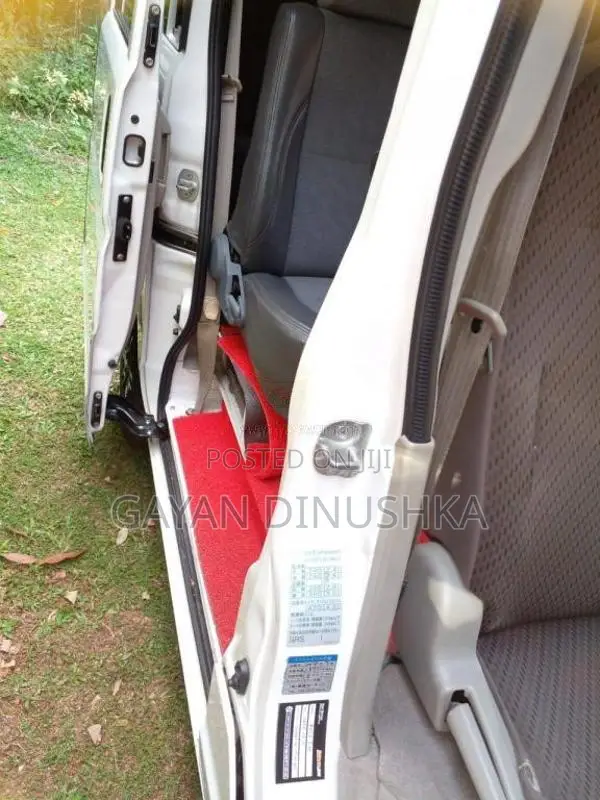 Suzuki DA17 2017 Van (Used)