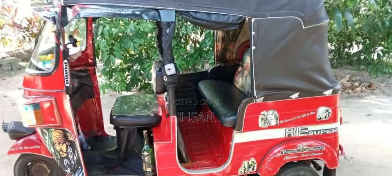 Bajaj 4 stroke 2013 Three Wheel Unregistered (Recondition)