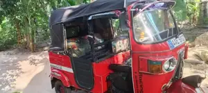Bajaj 4 stroke 2013 Three Wheel Unregistered (Recondition)