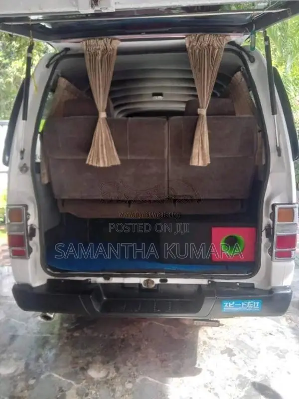 Nissan Caravan 1997 Van (Used)
