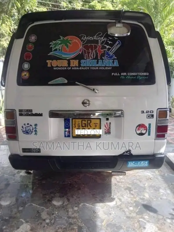 Nissan Caravan 1997 Van (Used)