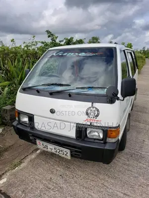 Nissan Vanette 1991 Van (Used)