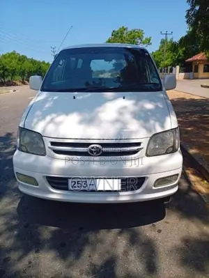 Toyota Noah CR51 1996 Van (Used)