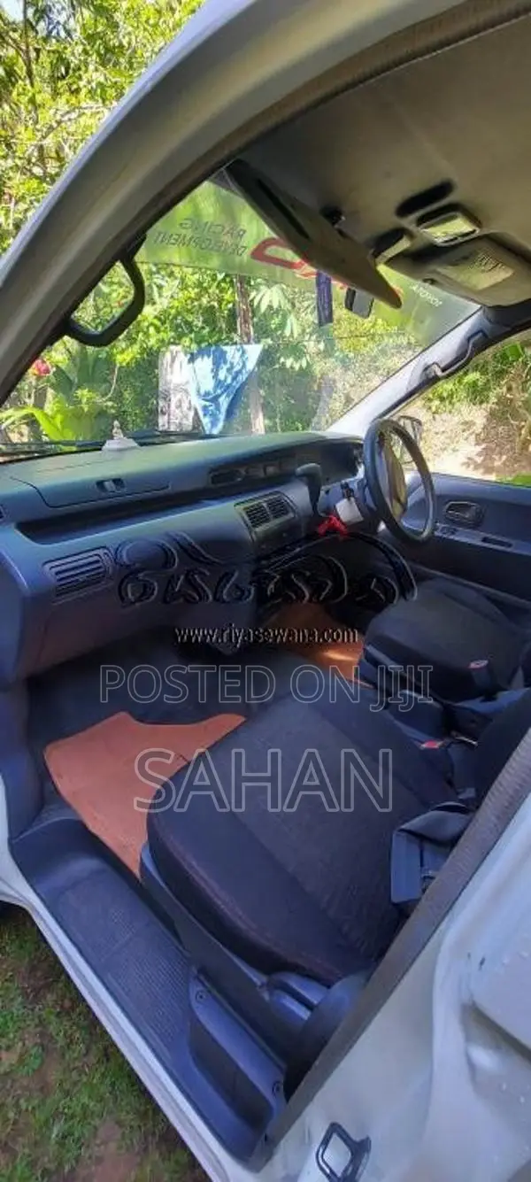 Toyota CR41 1998 Van (Used)