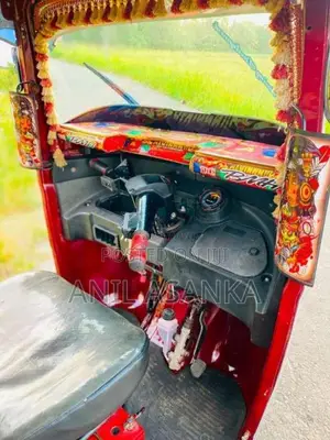 Bajaj RE 2015 Three Wheel (Used)