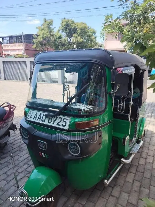 Bajaj RE 2014 Three Wheel (Used)