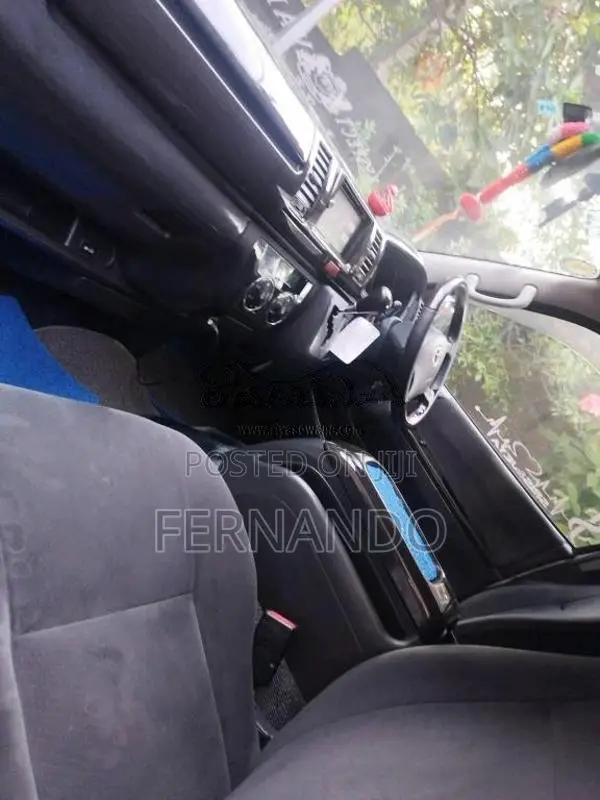 Toyota KDH Super GL Tyepe 2013 Van (Used)