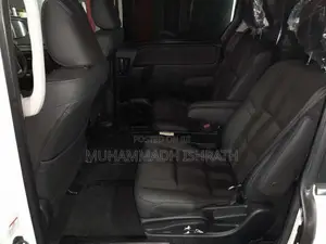 Toyota Voxy 2015 Van (Used)