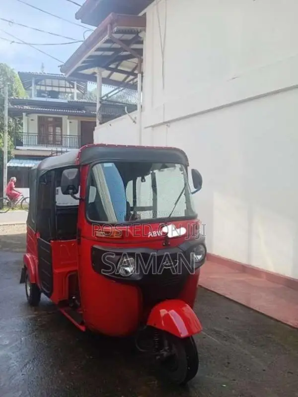 Bajaj RE 4 Stroke 2025 Three Wheel (Used)