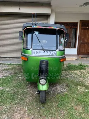 Bajaj 2 Stroke 2000 Three Wheel (Used)