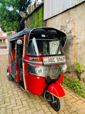 Bajaj 4 Stroke 2015 Three Wheel (Used)