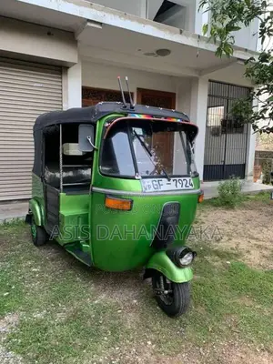 Bajaj 2 Stroke 2000 Three Wheel (Used)