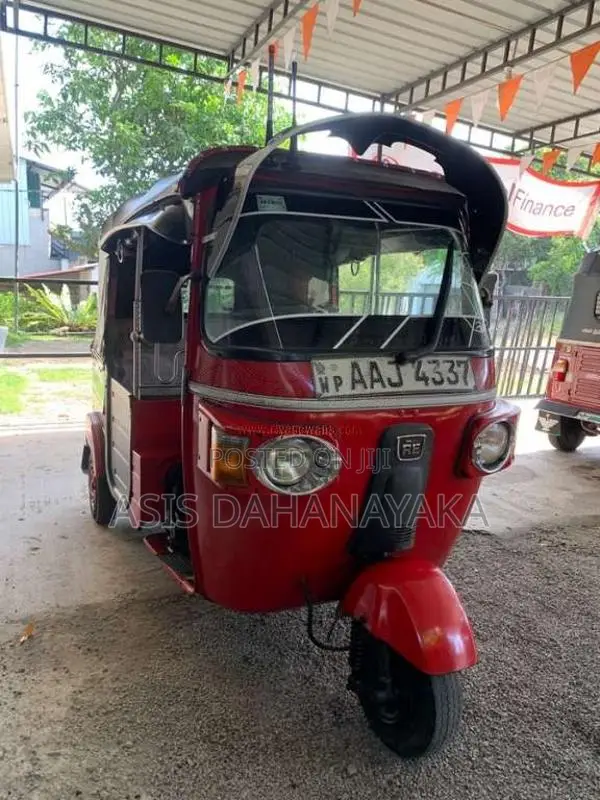 Bajaj 4 Stroke 2012 Three Wheel (Used)