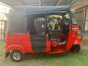 Bajaj 4 Stroke 2010 Three Wheel (Used)