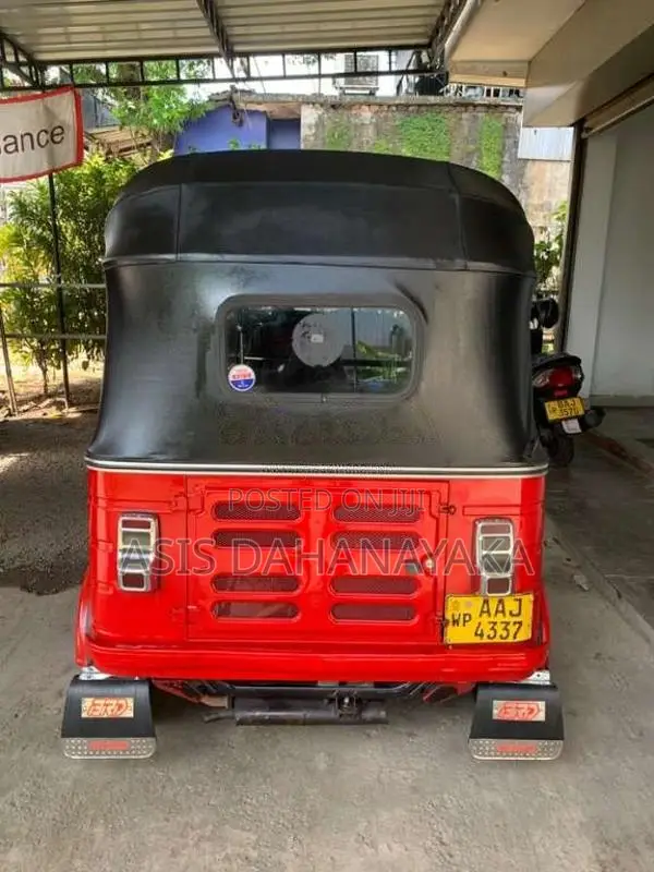 Bajaj 4 Stroke 2012 Three Wheel (Used)