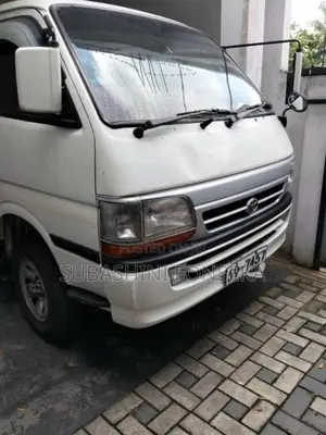 Toyota Dolphin119 1992 Van (Used)
