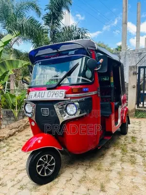 Bajaj Re 2014 Three Wheel (Used)