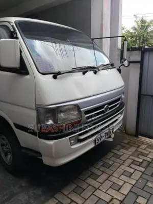 Toyota Dolphin119 1992 Van (Used)