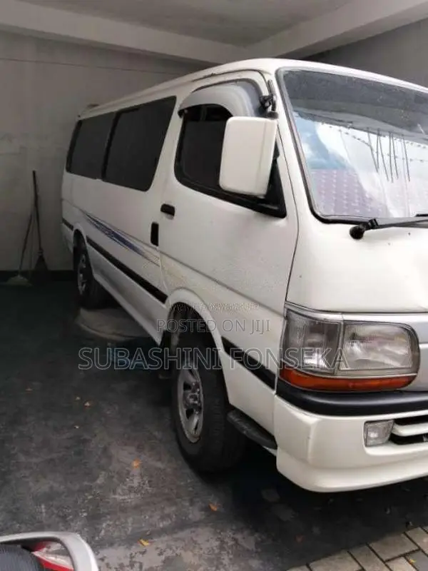 Toyota Dolphin119 1992 Van (Used)