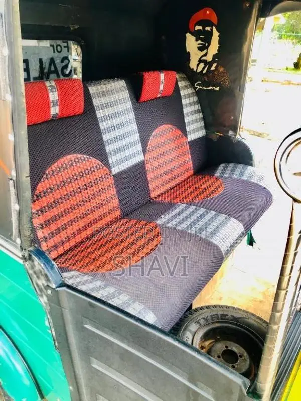 Bajaj RE 2011 Three Wheel (Used)